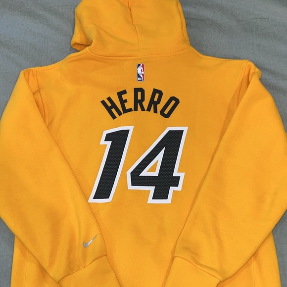 Nike Miami Heat Tyler Herro hoodie - Picture 8 of 10